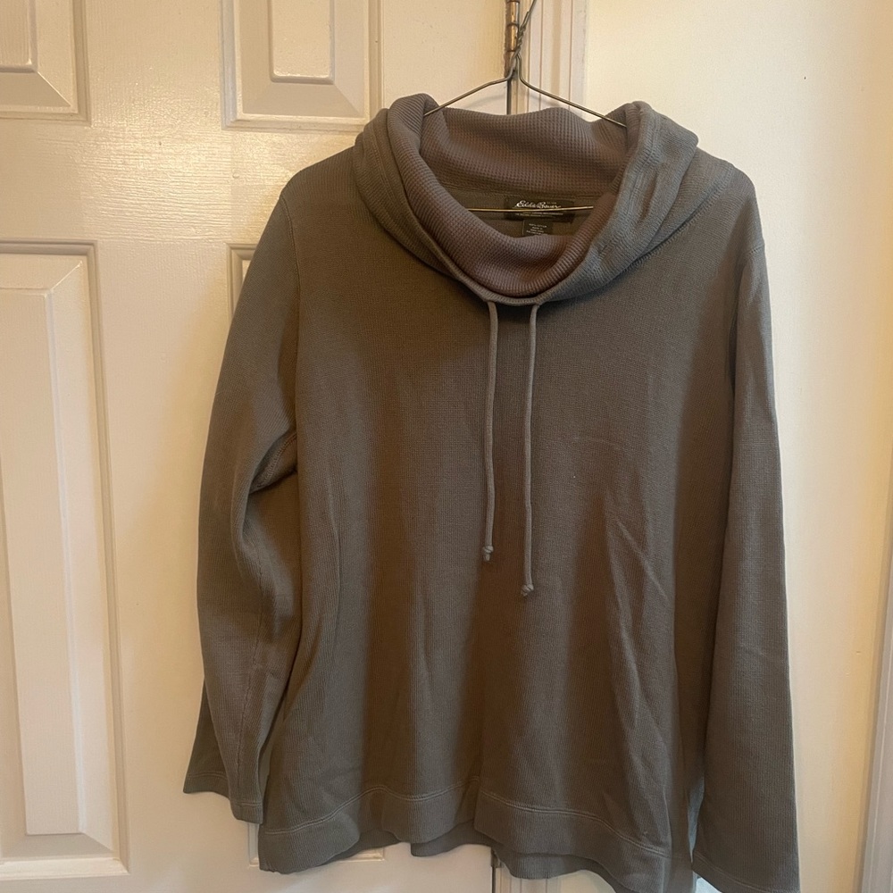 Olive green 100% cotton long sleeve sweater